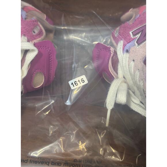 New Balance 2002R Protection Pack Pink 2022 size 6.5 - Picture 8 of 8